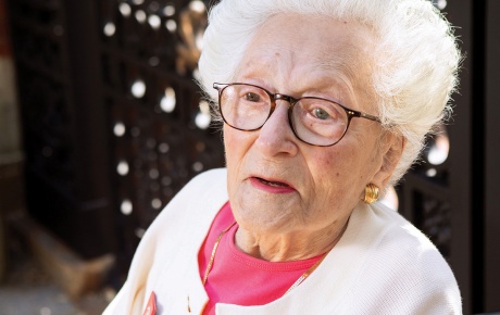 Photo of Teresa Elizabeth Gagnon mellone &rsquo;39, &rsquo;62 AM