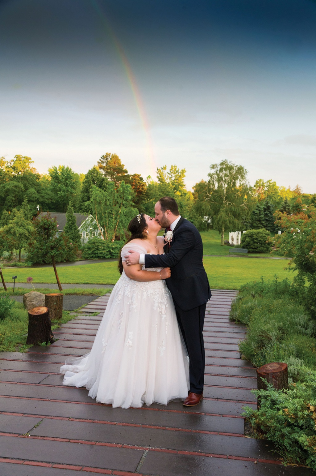 Alyssa Gonzalez &rsquo;21 MD and Alex Vidmar &rsquo;18 wedding photo 